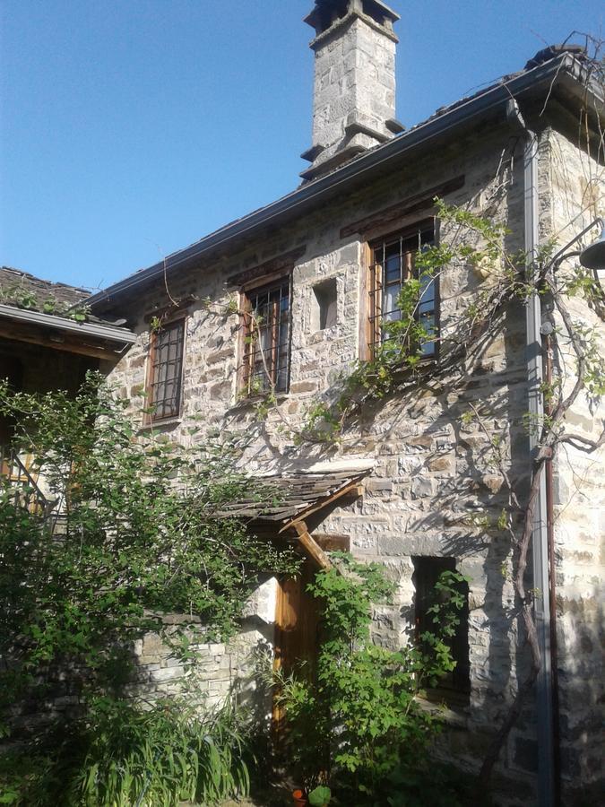 To Spiti Mas Otel Papingo Dış mekan fotoğraf