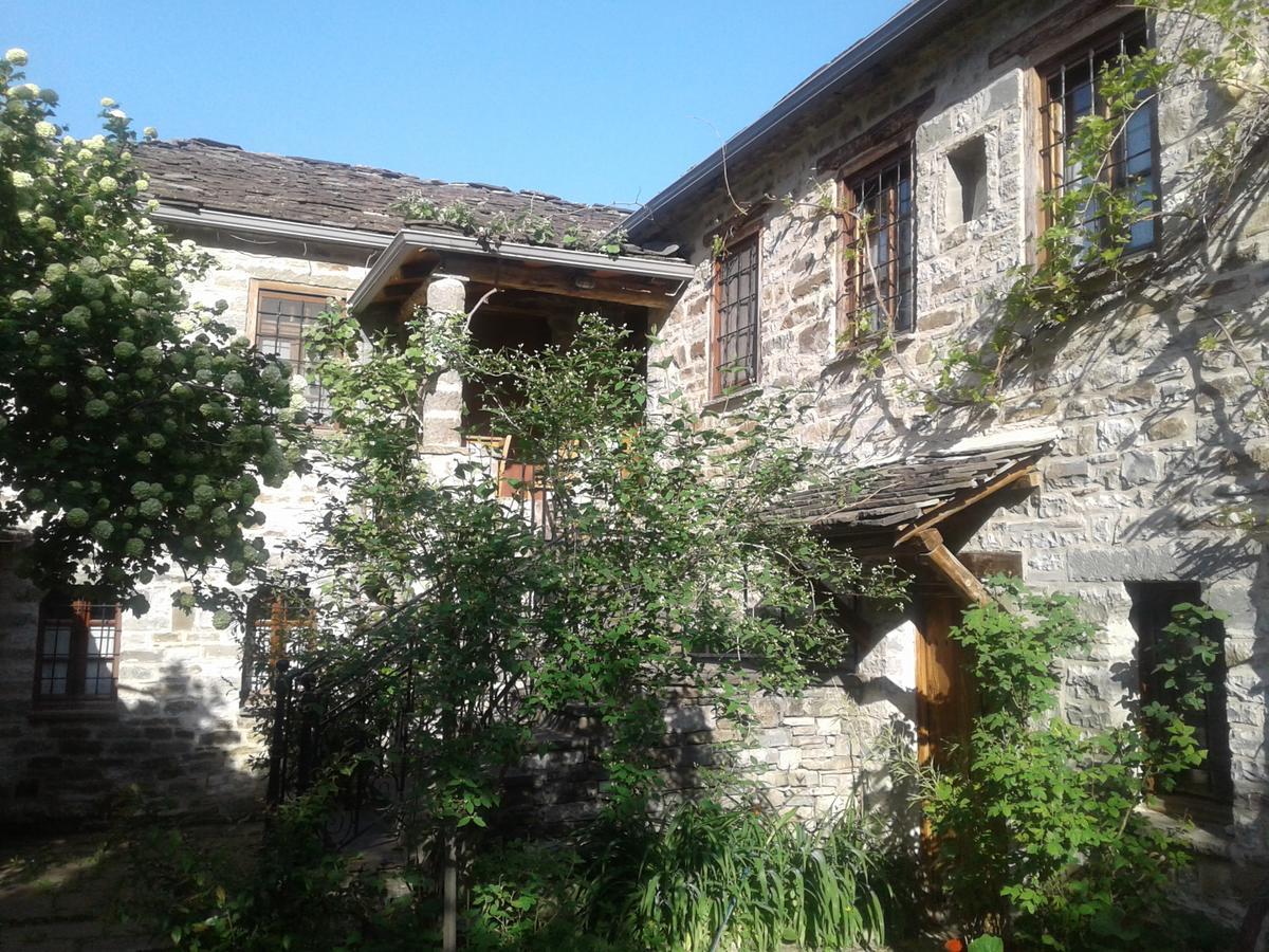 To Spiti Mas Otel Papingo Dış mekan fotoğraf